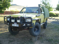 82hilux5