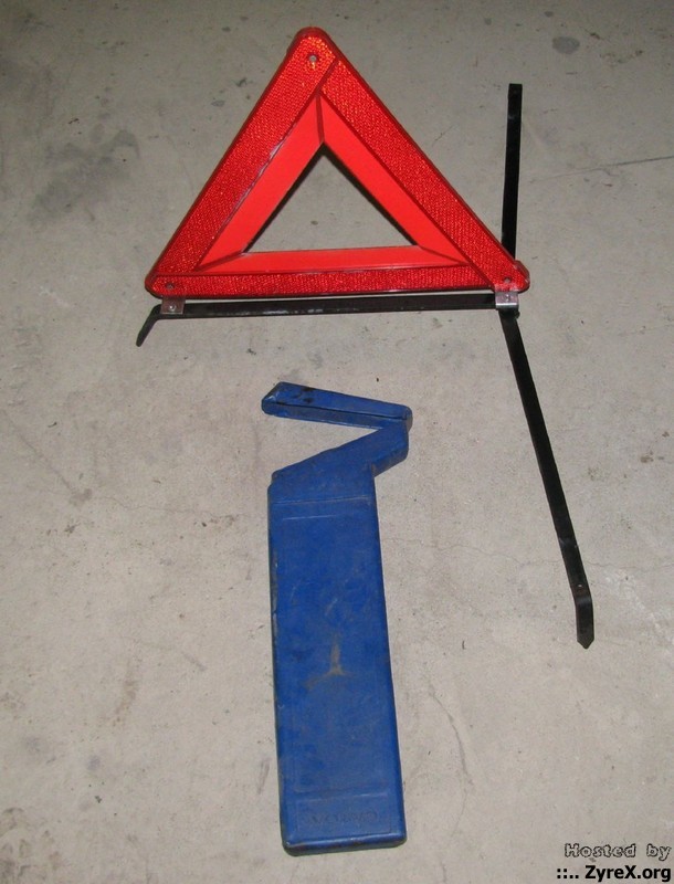 Safety triangle