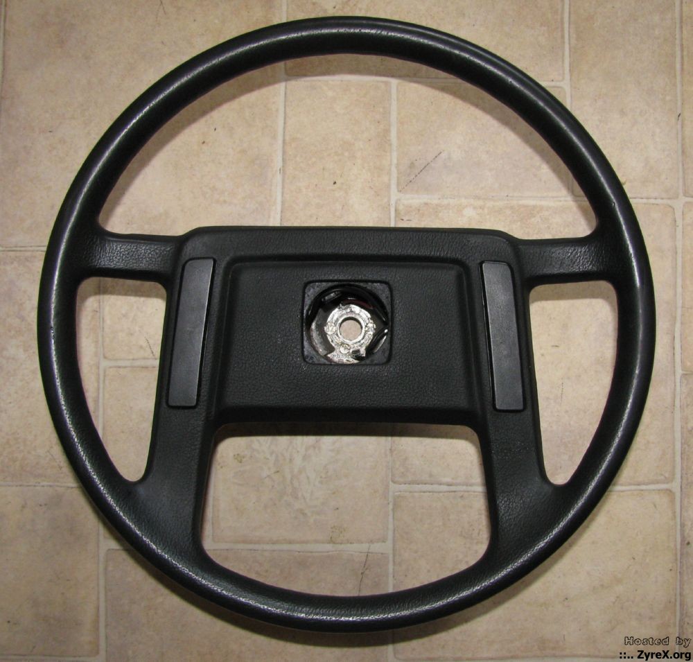 240/260 steering wheel