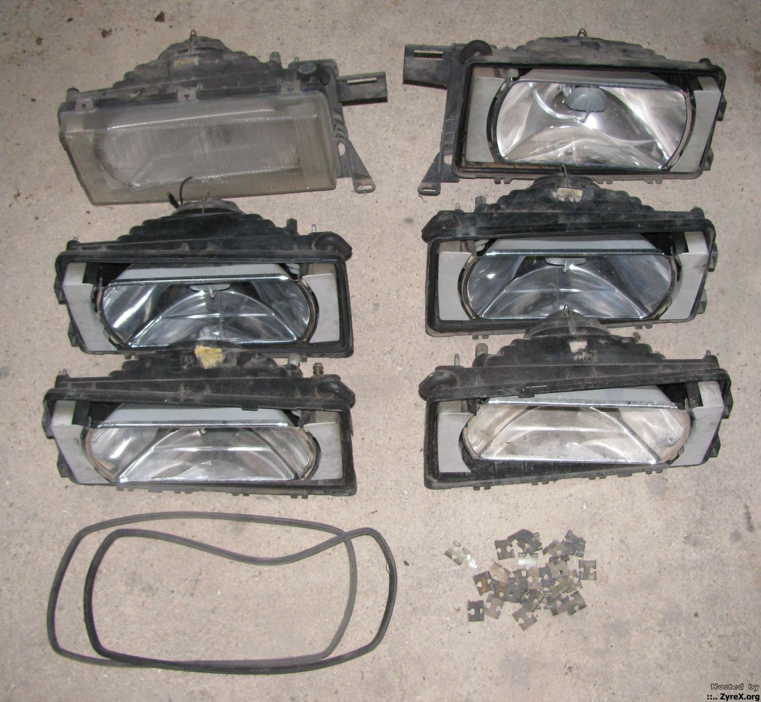 740/760 E-code headlight parts