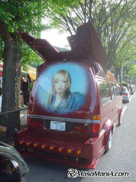 Ayumi Hamasaki car19