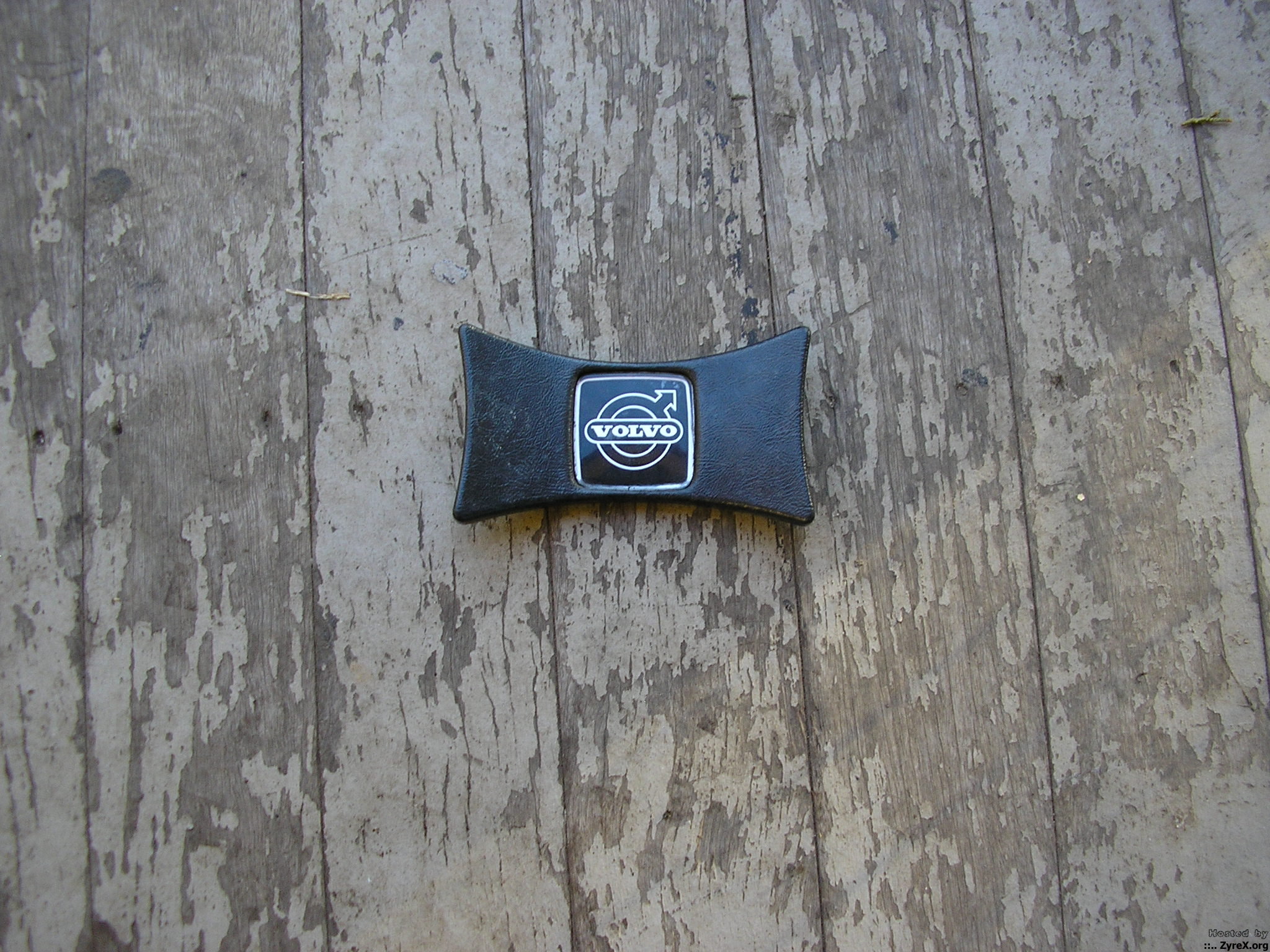 140/164 horn button